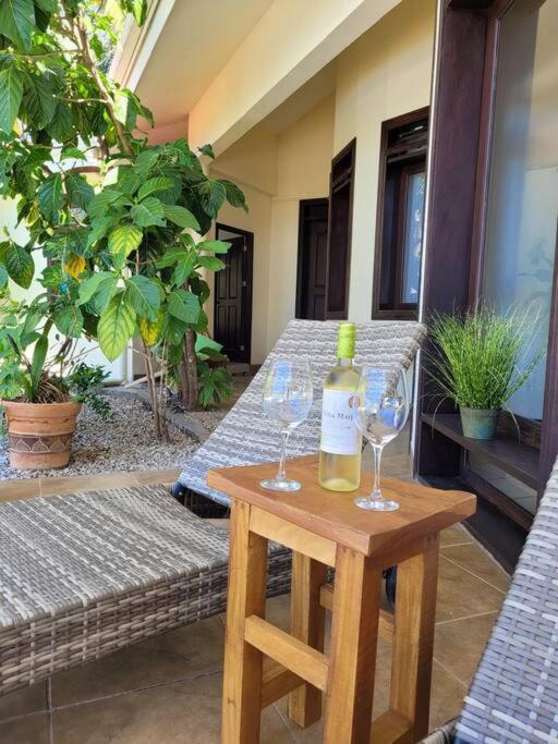 Villa Martina Palmgarden Sámara Esterno foto